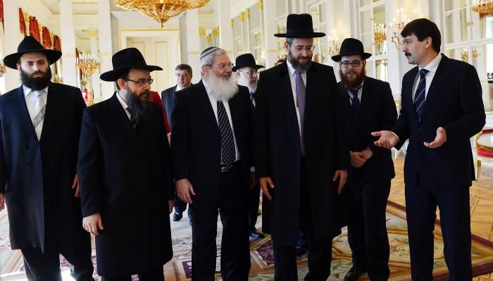 Menachem Margolin - Áder illusztris vendégseregének balszélső tagja